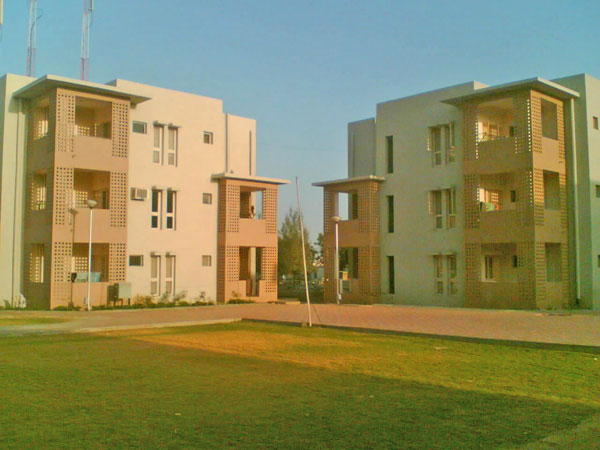 Studio & Hostel Building At Mundra 5